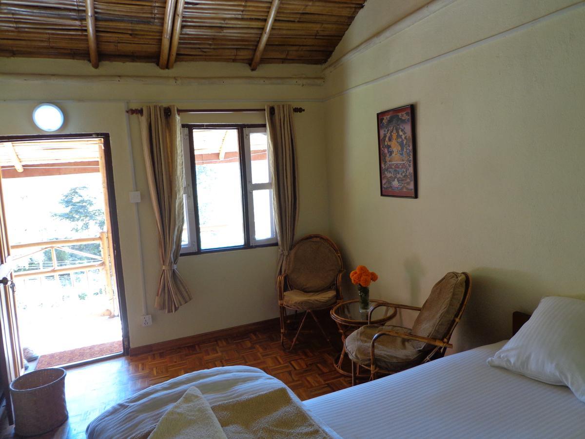 Solid Rock - Lodge & Restaurant Pharping Bagian luar foto