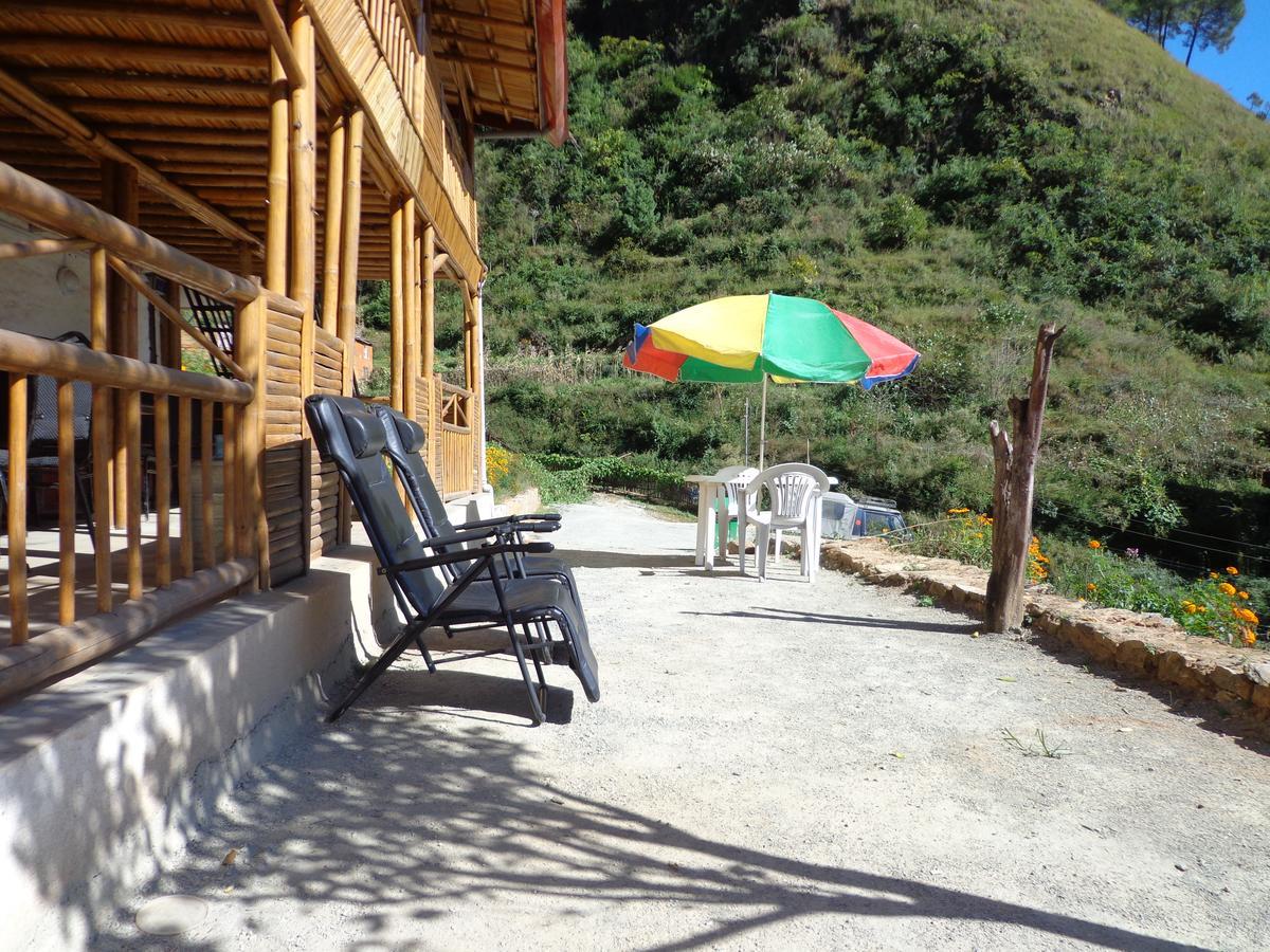 Solid Rock - Lodge & Restaurant Pharping Bagian luar foto